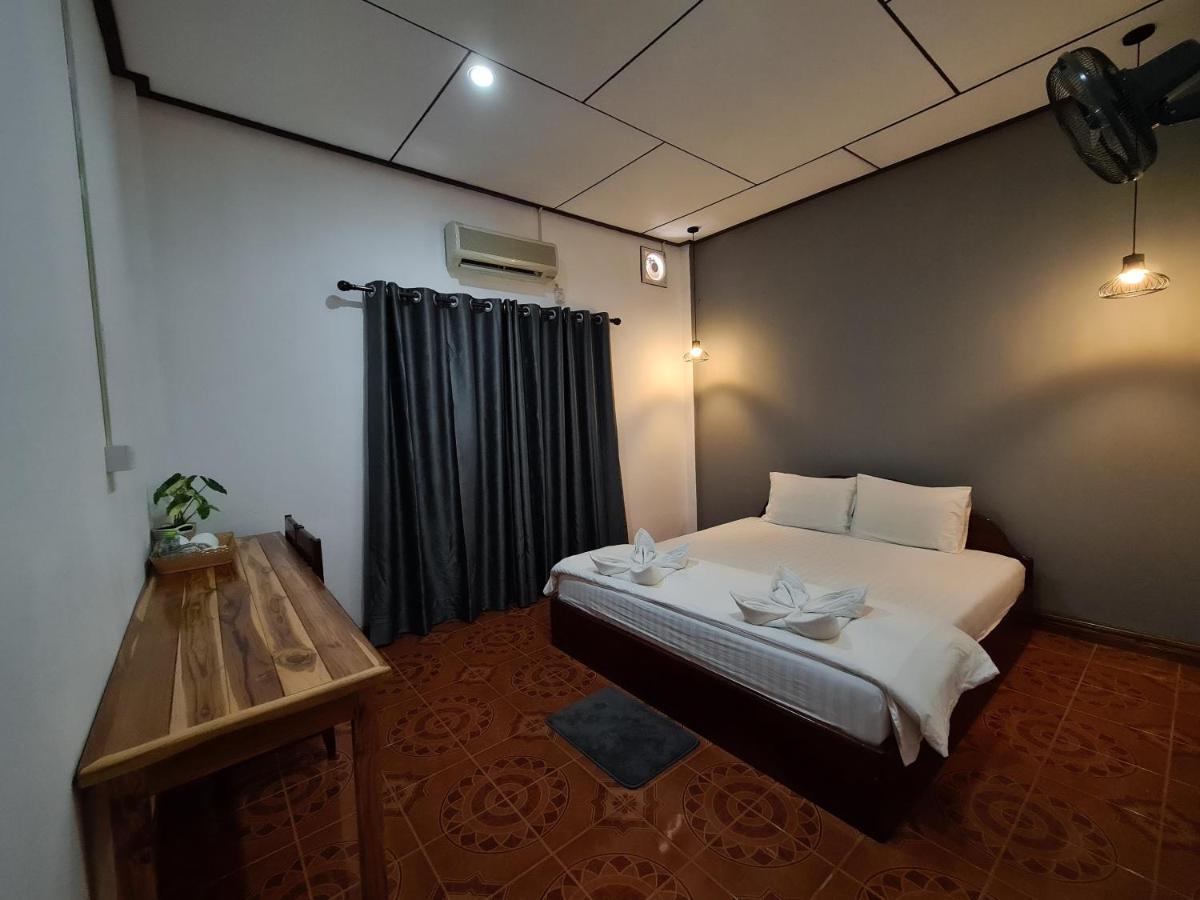 Saphaothong Guesthouse Vang Vieng Exterior photo