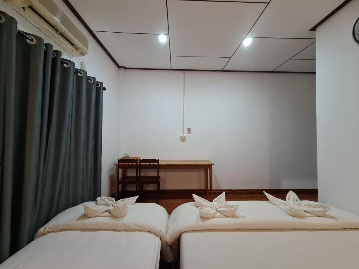 Saphaothong Guesthouse Vang Vieng Exterior photo