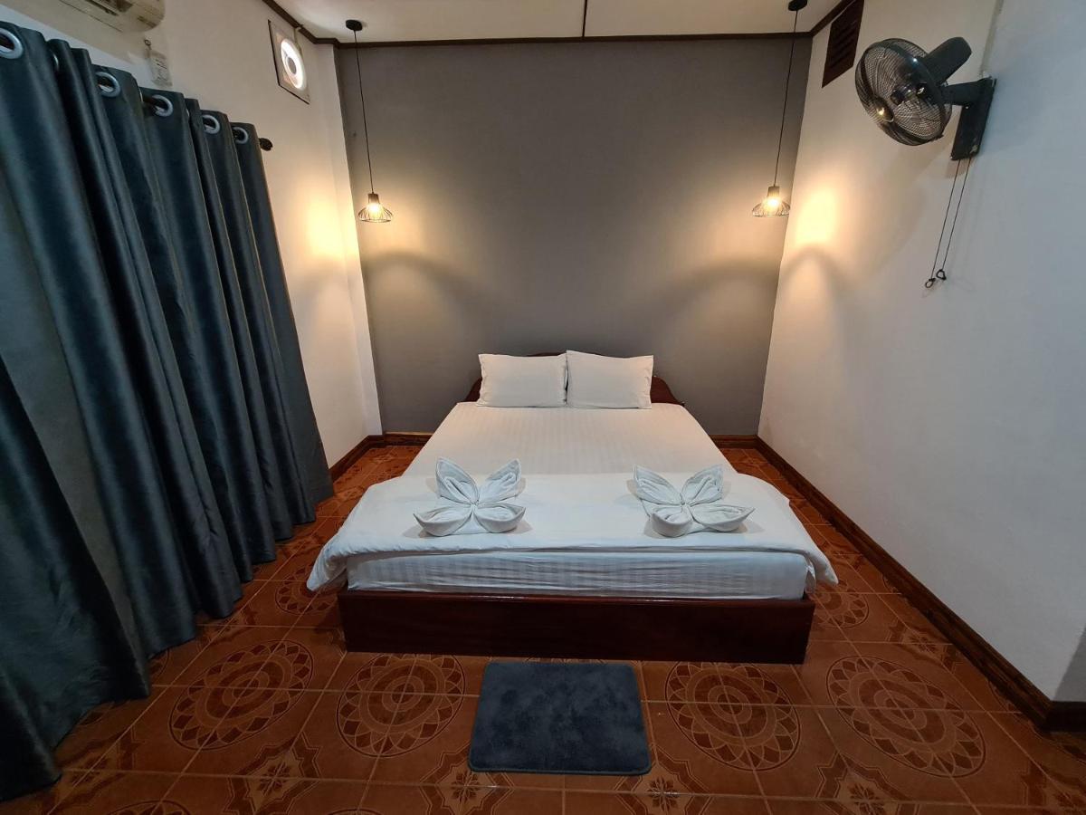 Saphaothong Guesthouse Vang Vieng Exterior photo
