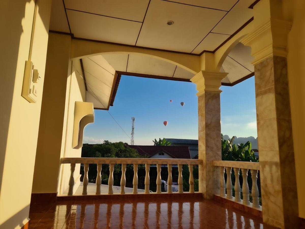 Saphaothong Guesthouse Vang Vieng Exterior photo