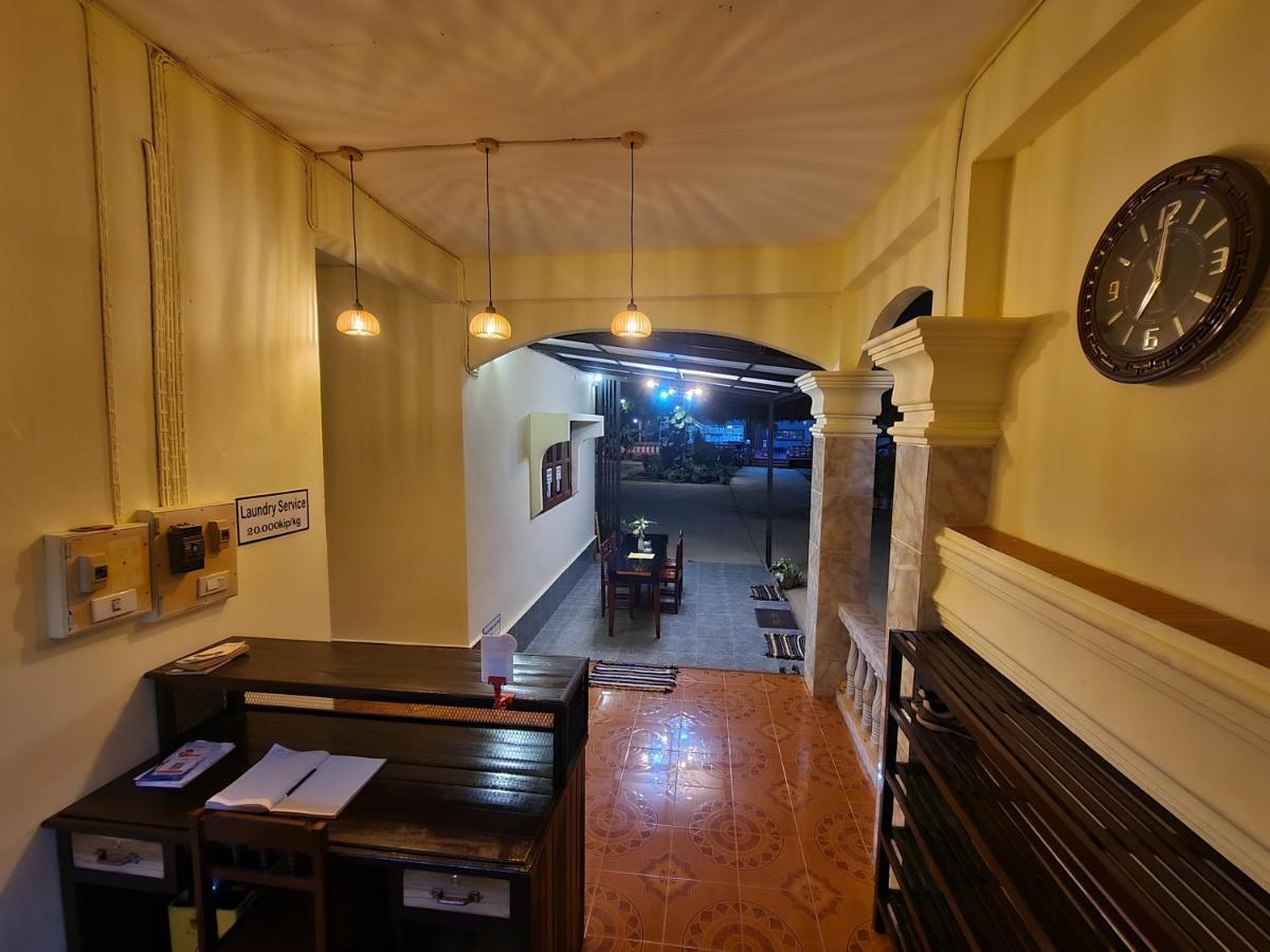 Saphaothong Guesthouse Vang Vieng Exterior photo