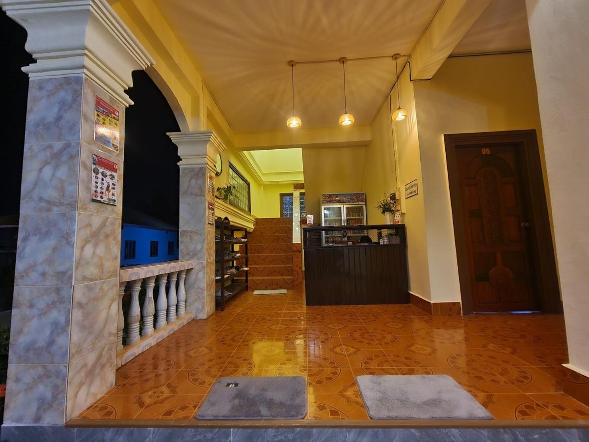 Saphaothong Guesthouse Vang Vieng Exterior photo