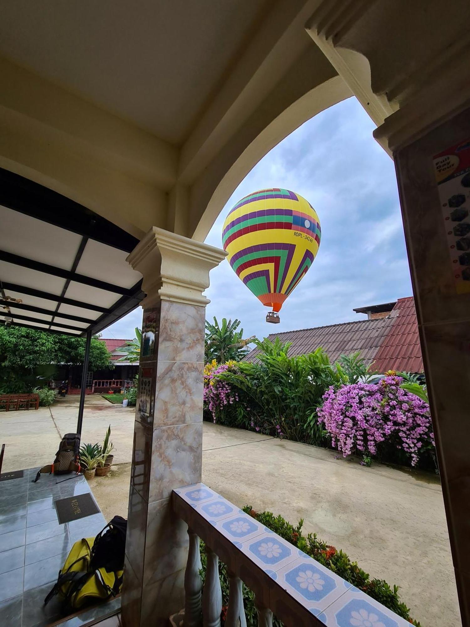 Saphaothong Guesthouse Vang Vieng Exterior photo