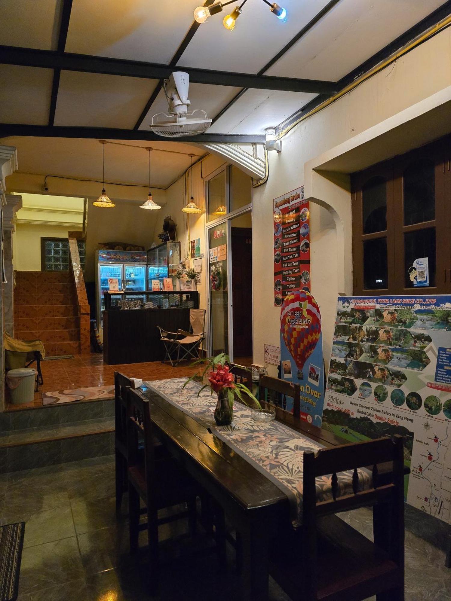 Saphaothong Guesthouse Vang Vieng Exterior photo